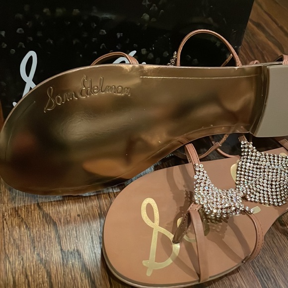 Sam Edelman - Picture 2 of 2